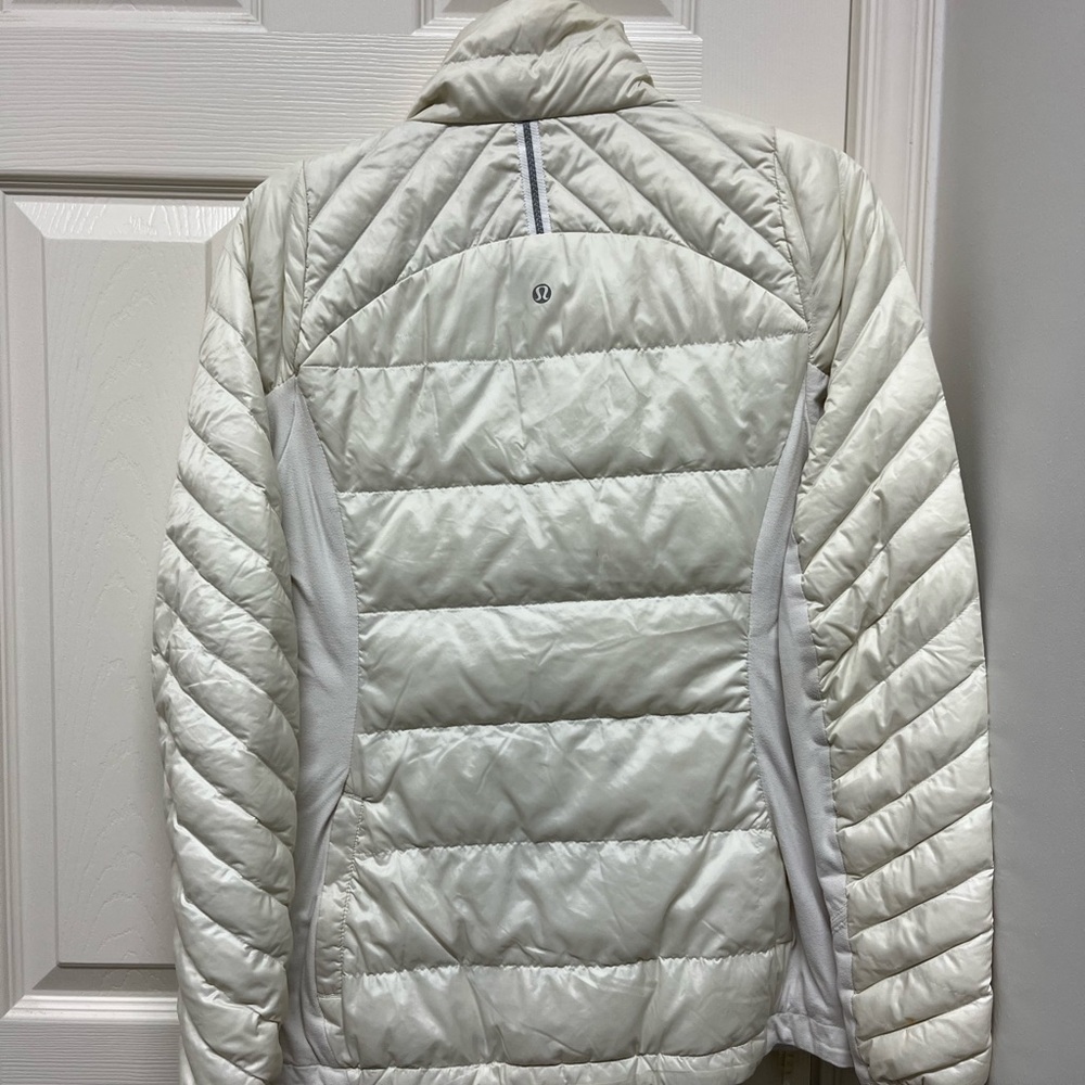 Lululemon down jacket size 4